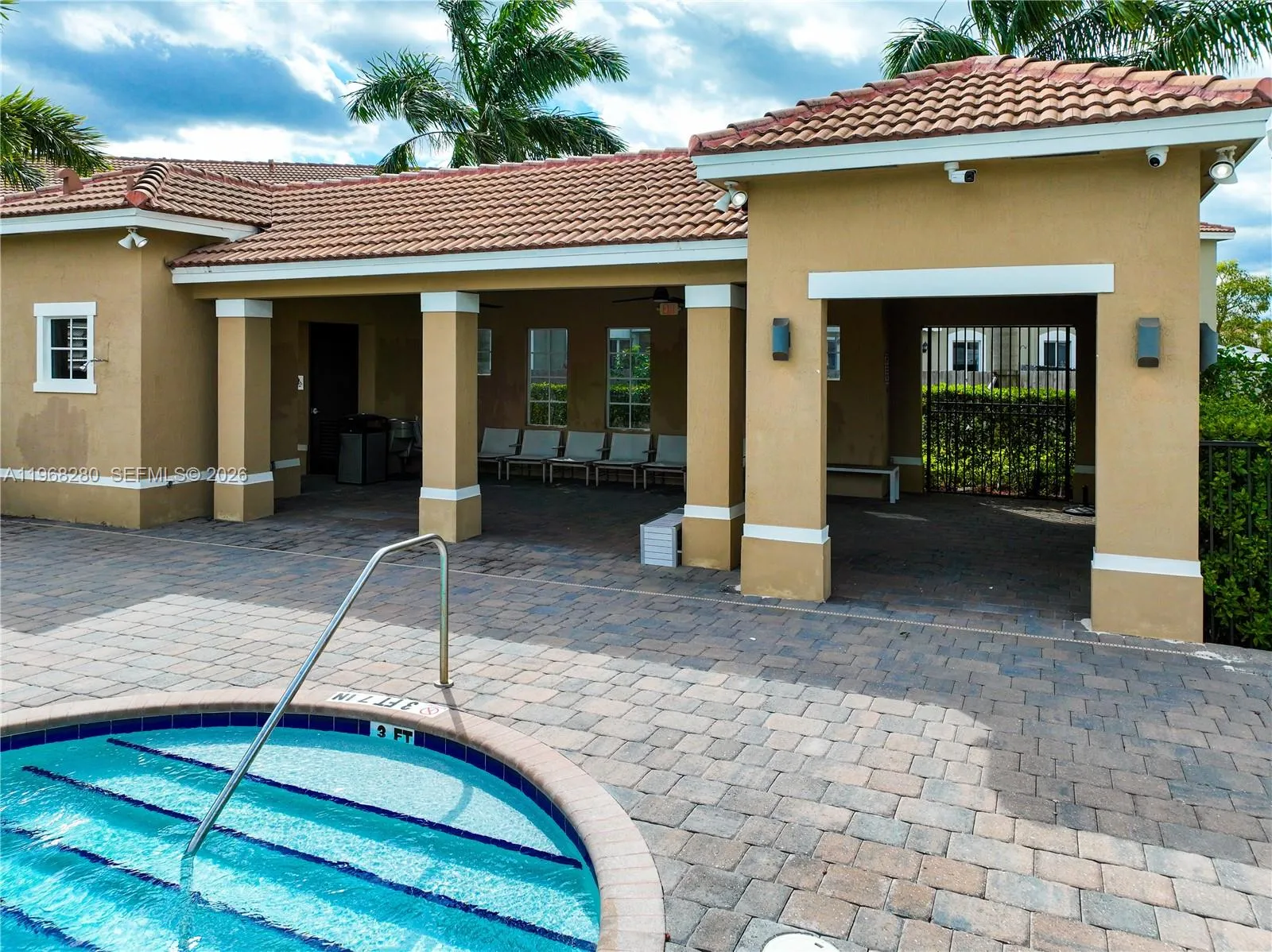 1040 Se 24th Ave, Homestead, Florida 33035, Homestead, Florida 33035, 3 Bedrooms Bedrooms, ,2 BathroomsBathrooms,Residential,For Sale,1040 Se 24th Ave, Homestead, Florida 33035,A11968280