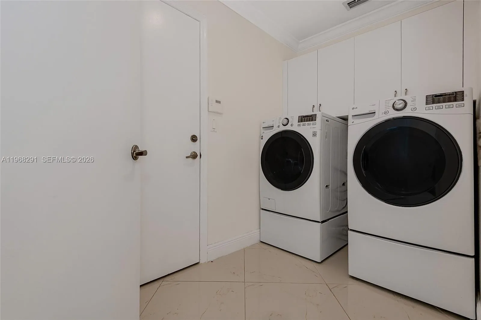 15251 Wilshire Way, Pembroke Pines, Florida 33027, Pembroke Pines, Florida 33027, 3 Bedrooms Bedrooms, ,2 BathroomsBathrooms,Residential,For Sale,15251 Wilshire Way, Pembroke Pines, Florida 33027,A11968291