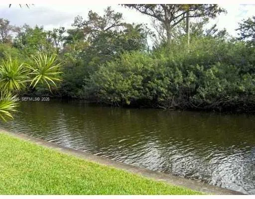 102 Royal Park Dr 2b, Oakland Park, Florida 33309, Oakland Park, Florida 33309, 2 Bedrooms Bedrooms, ,1 BathroomBathrooms,Residential Lease,For Rent,102 Royal Park Dr 2b, Oakland Park, Florida 33309,A11968295
