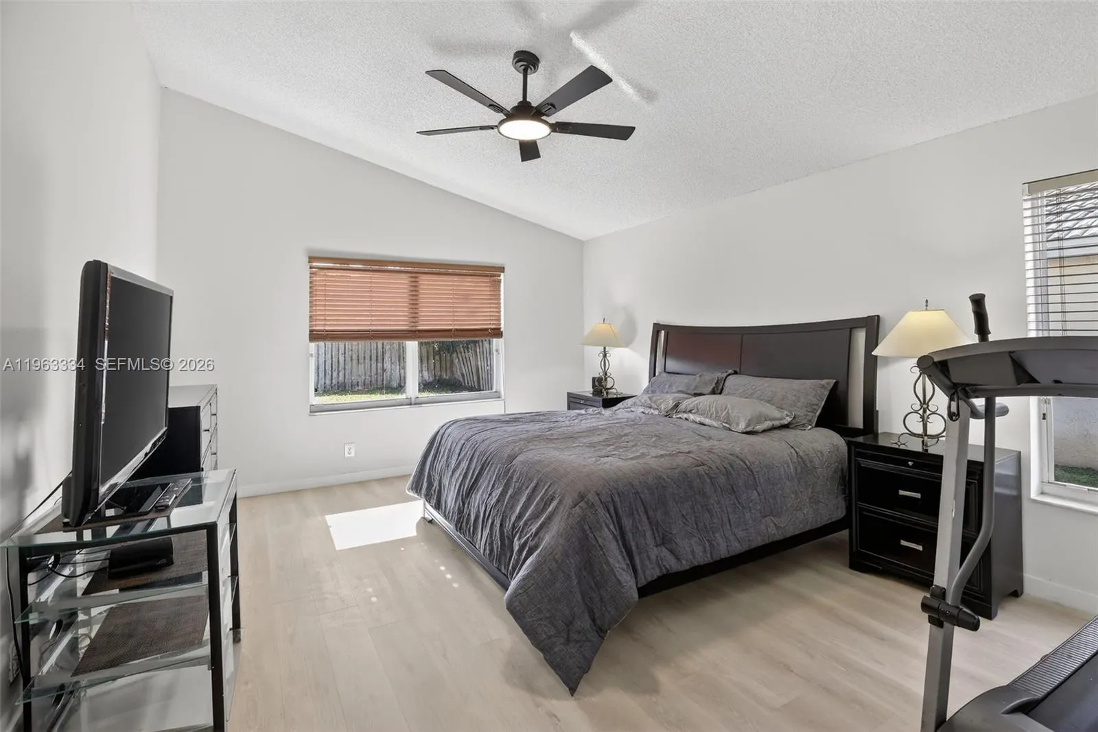 13224 Nw 12th St, Pembroke Pines, Florida 33028, Pembroke Pines, Florida 33028, 4 Bedrooms Bedrooms, ,2 BathroomsBathrooms,Residential,For Sale,13224 Nw 12th St, Pembroke Pines, Florida 33028,A11963334