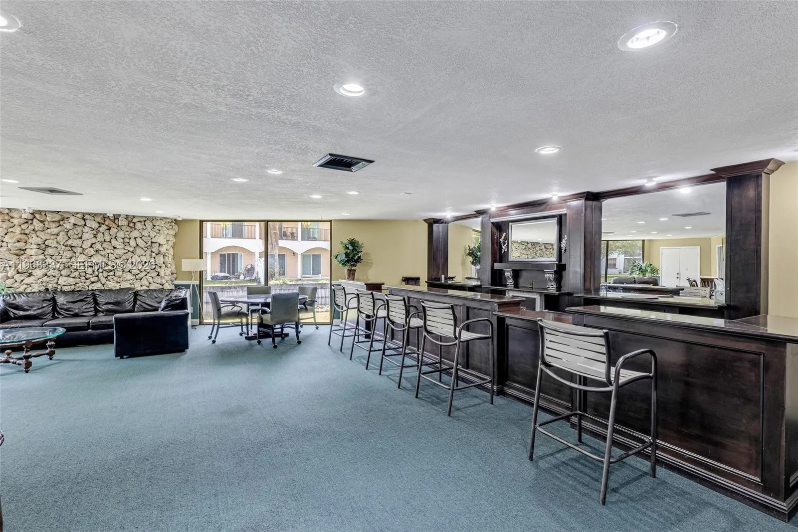 112 Royal Park Dr 3h, Oakland Park, Florida 33309, Oakland Park, Florida 33309, 2 Bedrooms Bedrooms, ,2 BathroomsBathrooms,Residential,For Sale,112 Royal Park Dr 3h, Oakland Park, Florida 33309,A11968337