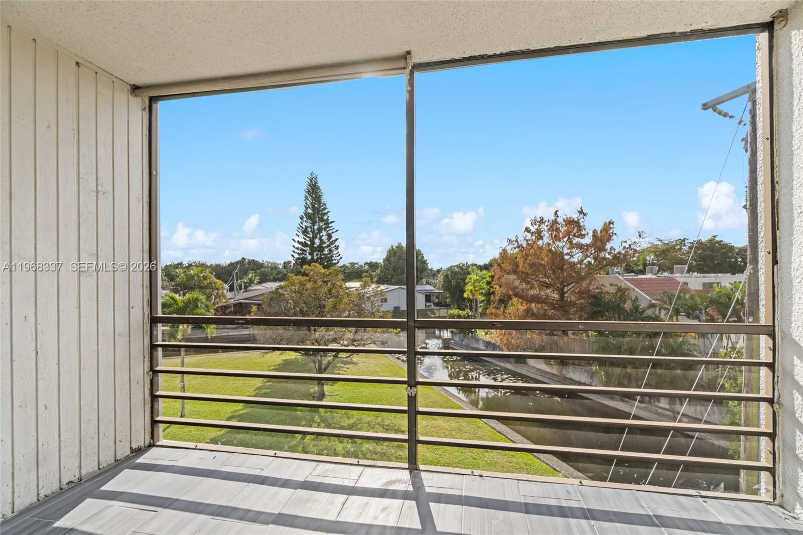 112 Royal Park Dr 3h, Oakland Park, Florida 33309, Oakland Park, Florida 33309, 2 Bedrooms Bedrooms, ,2 BathroomsBathrooms,Residential,For Sale,112 Royal Park Dr 3h, Oakland Park, Florida 33309,A11968337