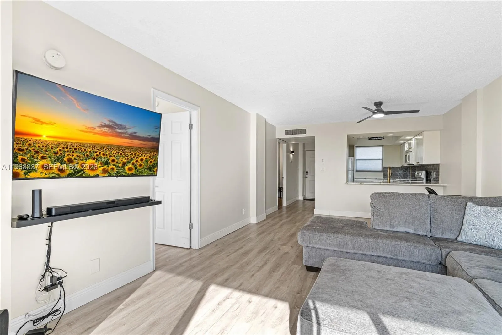 112 Royal Park Dr 3h, Oakland Park, Florida 33309, Oakland Park, Florida 33309, 2 Bedrooms Bedrooms, ,2 BathroomsBathrooms,Residential,For Sale,112 Royal Park Dr 3h, Oakland Park, Florida 33309,A11968337