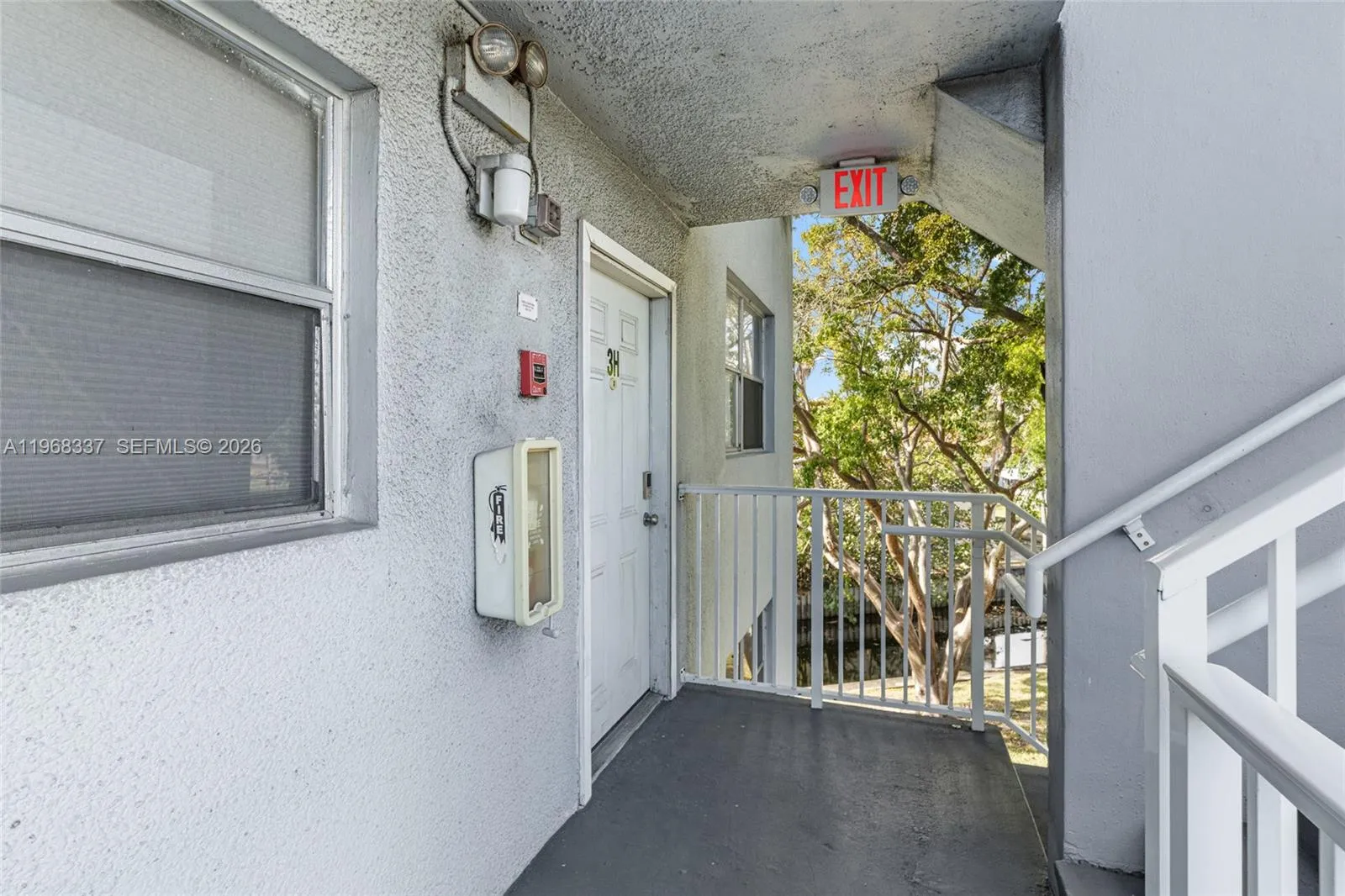 112 Royal Park Dr 3h, Oakland Park, Florida 33309, Oakland Park, Florida 33309, 2 Bedrooms Bedrooms, ,2 BathroomsBathrooms,Residential,For Sale,112 Royal Park Dr 3h, Oakland Park, Florida 33309,A11968337