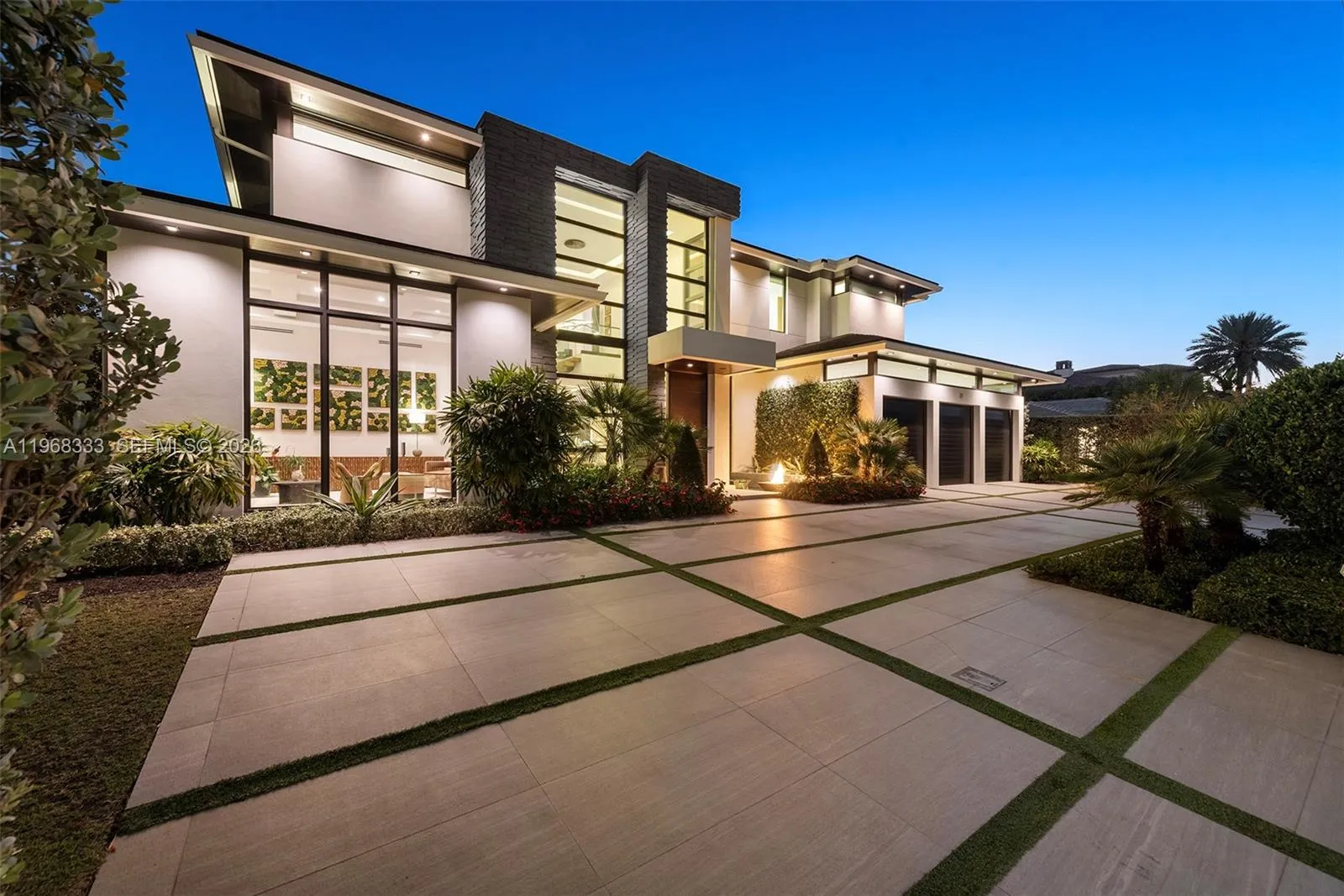 22 Isla Bahia Dr, Fort Lauderdale, Florida 33316, Fort Lauderdale, Florida 33316, 6 Bedrooms Bedrooms, ,6 BathroomsBathrooms,Residential,For Sale,22 Isla Bahia Dr, Fort Lauderdale, Florida 33316,A11968333