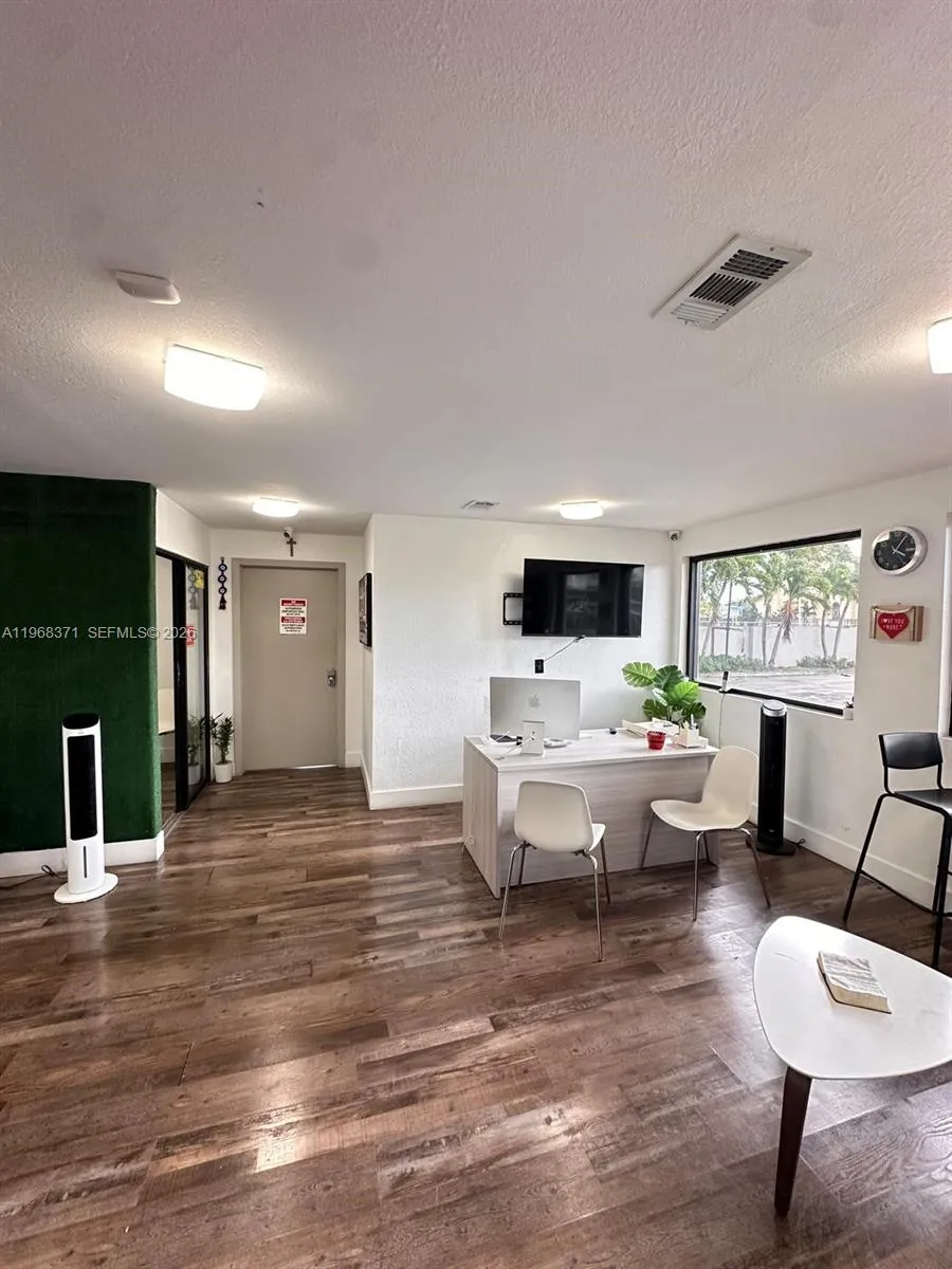 Miami, Florida 33142, ,Business Opportunity,For Sale,A11968371