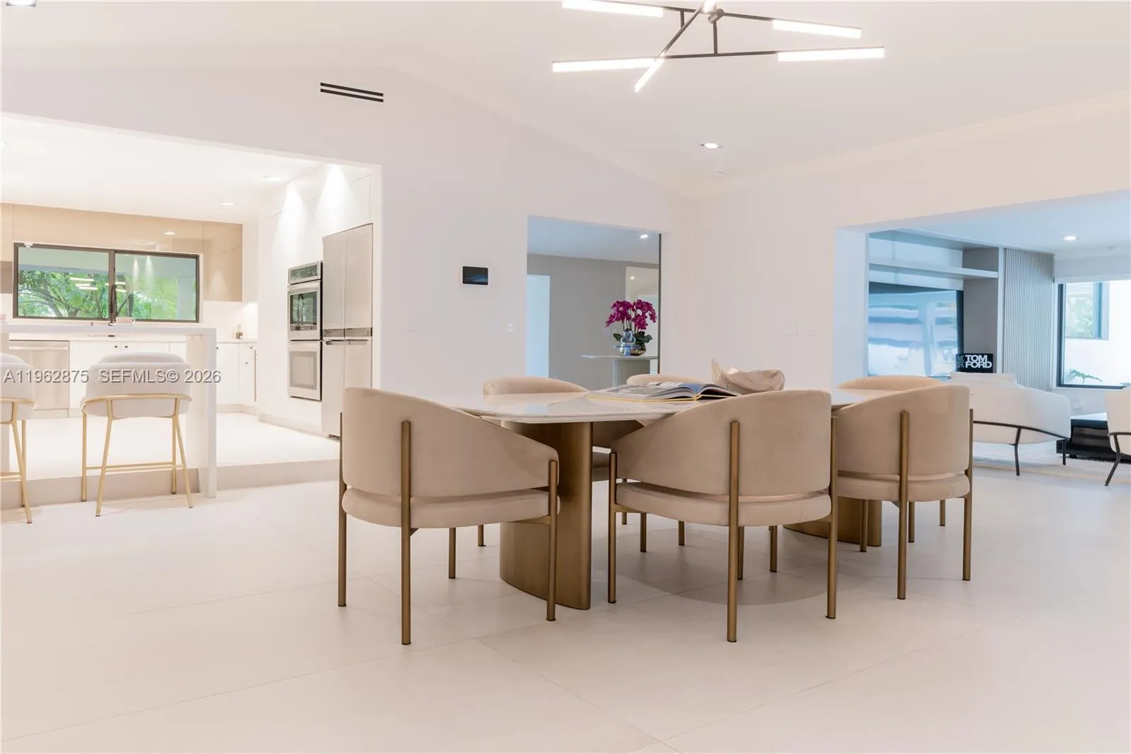 7300 Sw 77th Ave, Miami, Florida 33143, Miami, Florida 33143, 5 Bedrooms Bedrooms, ,4 BathroomsBathrooms,Residential Lease,For Rent,7300 Sw 77th Ave, Miami, Florida 33143,A11962875