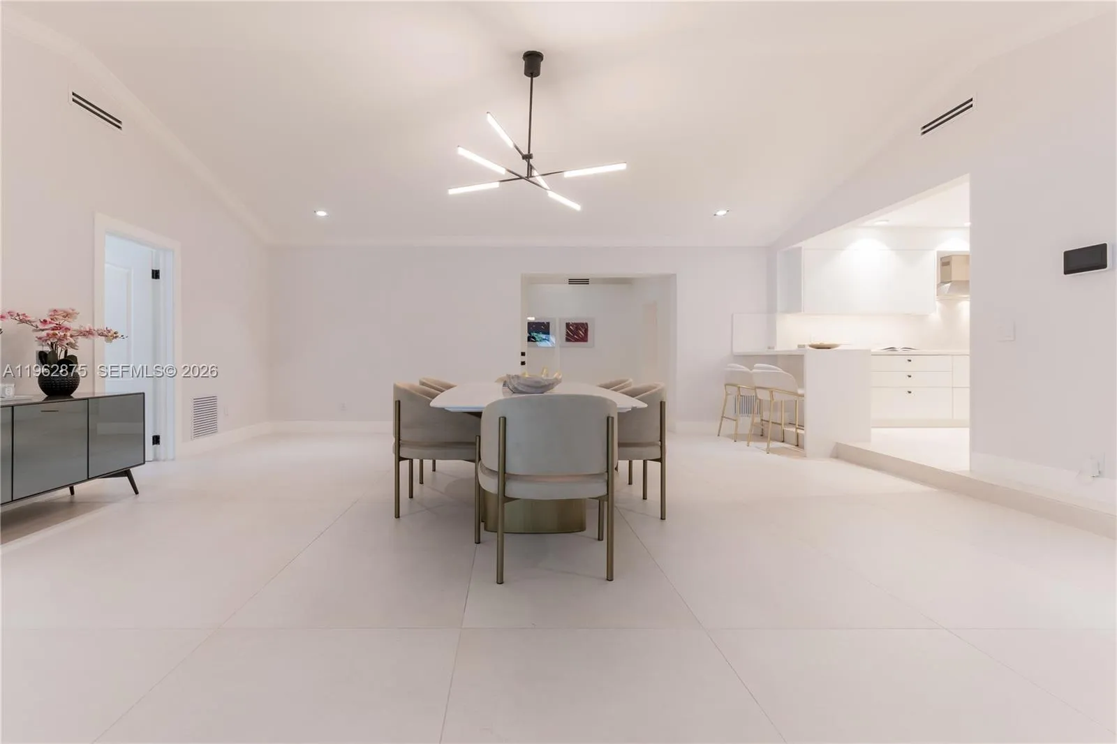 7300 Sw 77th Ave, Miami, Florida 33143, Miami, Florida 33143, 5 Bedrooms Bedrooms, ,4 BathroomsBathrooms,Residential Lease,For Rent,7300 Sw 77th Ave, Miami, Florida 33143,A11962875