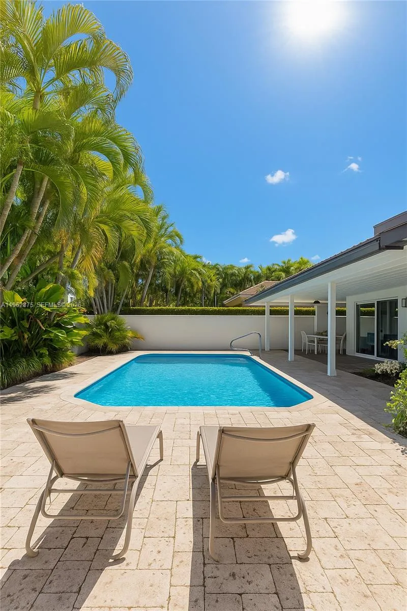 7300 Sw 77th Ave, Miami, Florida 33143, Miami, Florida 33143, 5 Bedrooms Bedrooms, ,4 BathroomsBathrooms,Residential Lease,For Rent,7300 Sw 77th Ave, Miami, Florida 33143,A11962875