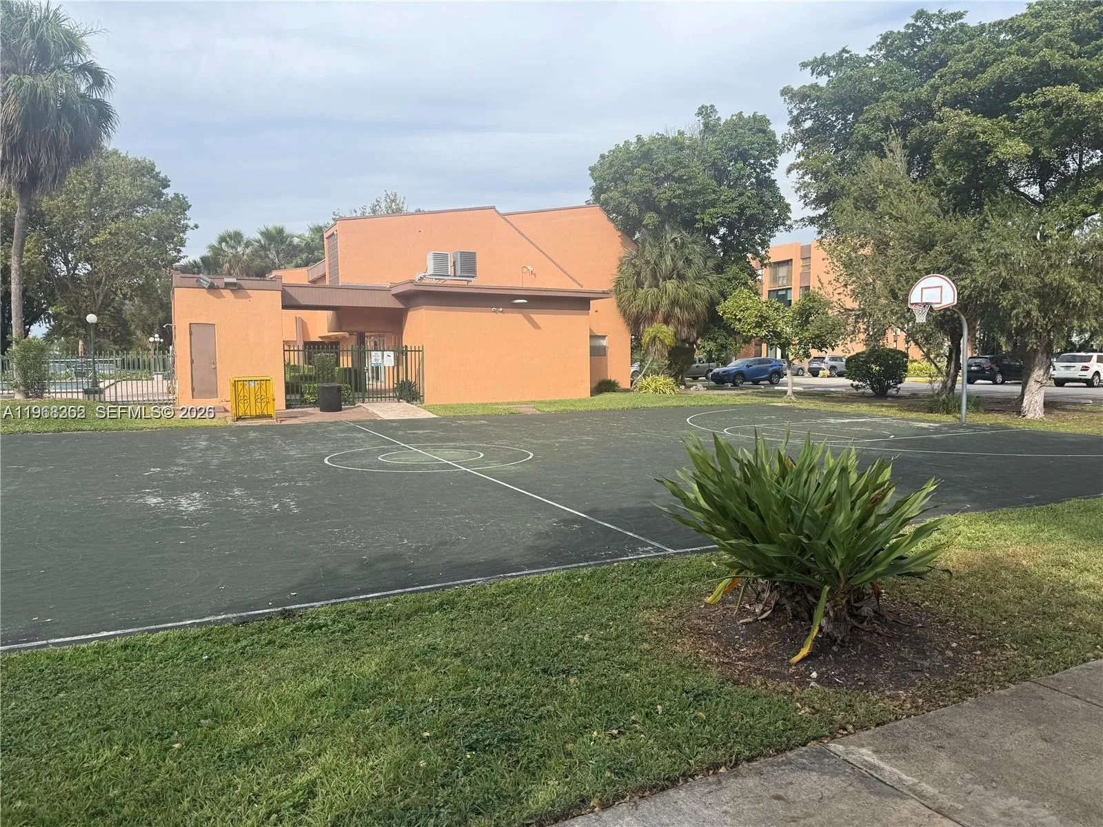 9420 W Flagler St 104, Miami, Florida 33174, Miami, Florida 33174, 1 Bedroom Bedrooms, ,1 BathroomBathrooms,Residential,For Sale,9420 W Flagler St 104, Miami, Florida 33174,A11968362