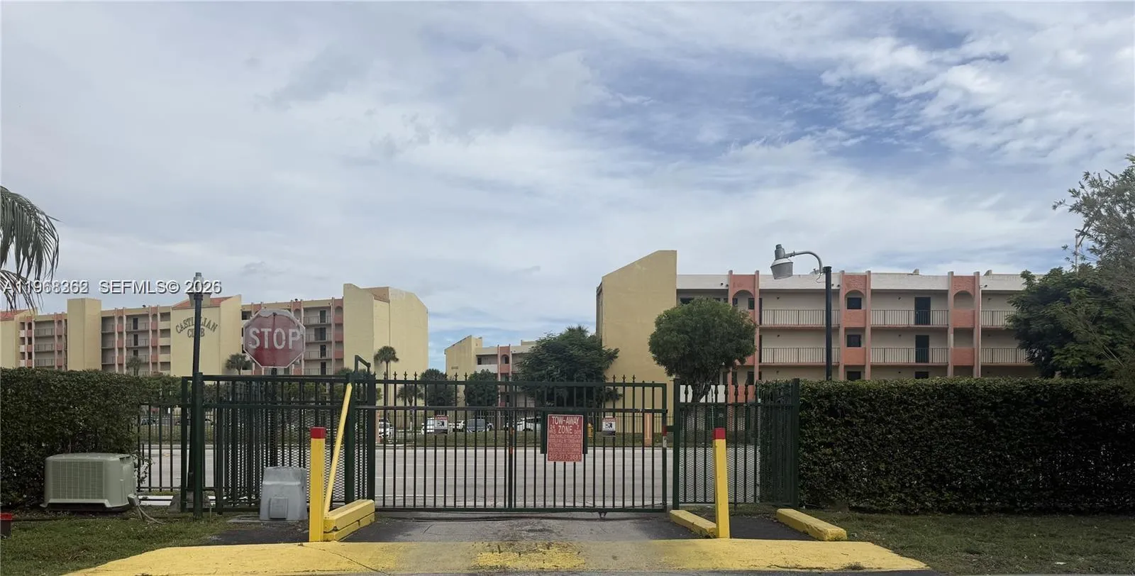 9420 W Flagler St 104, Miami, Florida 33174, Miami, Florida 33174, 1 Bedroom Bedrooms, ,1 BathroomBathrooms,Residential,For Sale,9420 W Flagler St 104, Miami, Florida 33174,A11968362