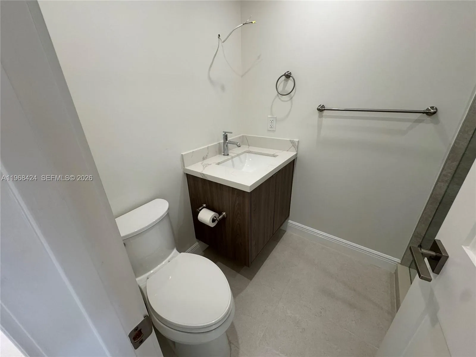 1900 W 54th St 219, Hialeah, Florida 33012, Hialeah, Florida 33012, 2 Bedrooms Bedrooms, ,2 BathroomsBathrooms,Residential Lease,For Rent,1900 W 54th St 219, Hialeah, Florida 33012,A11968424