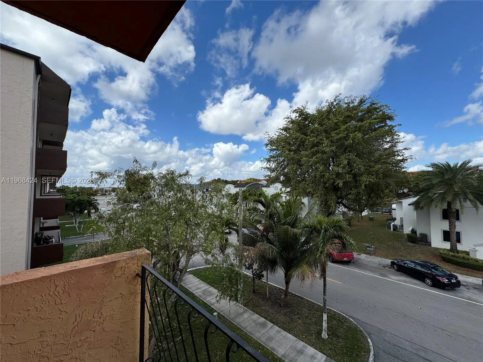 1900 W 54th St 219, Hialeah, Florida 33012, Hialeah, Florida 33012, 2 Bedrooms Bedrooms, ,2 BathroomsBathrooms,Residential Lease,For Rent,1900 W 54th St 219, Hialeah, Florida 33012,A11968424