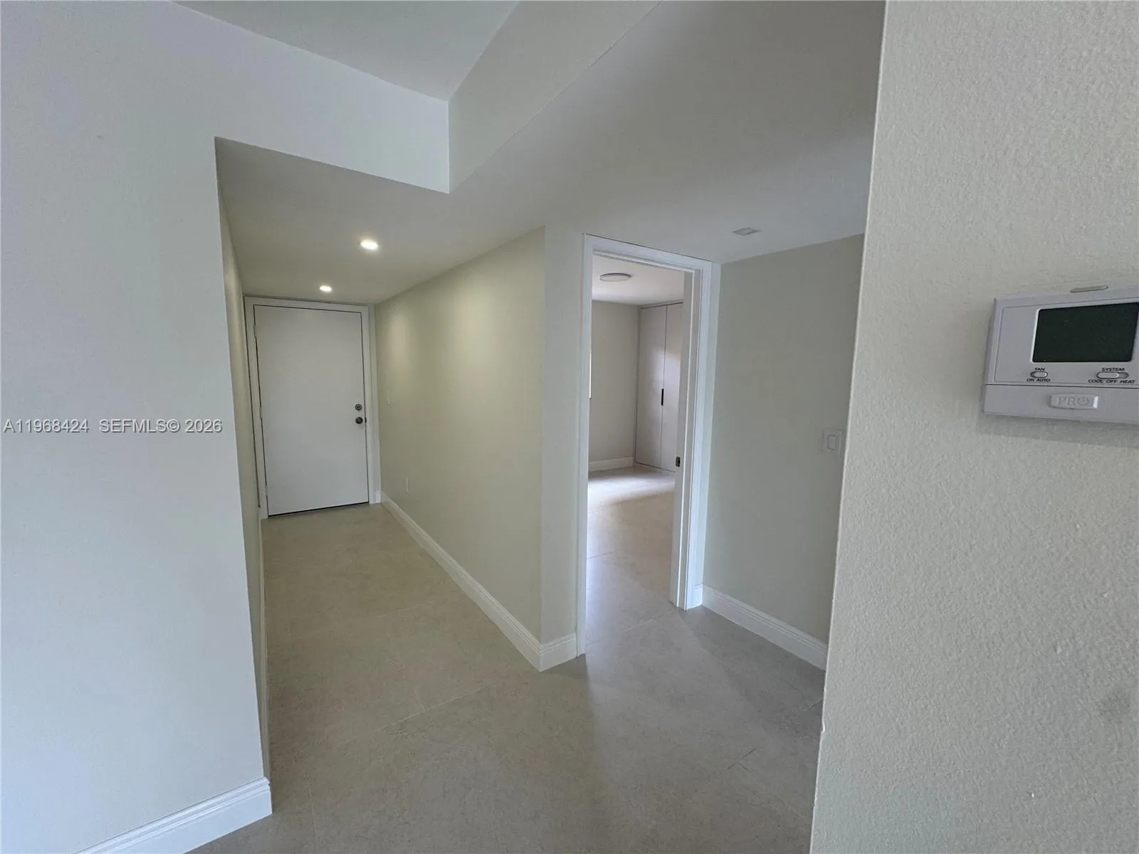 1900 W 54th St 219, Hialeah, Florida 33012, Hialeah, Florida 33012, 2 Bedrooms Bedrooms, ,2 BathroomsBathrooms,Residential Lease,For Rent,1900 W 54th St 219, Hialeah, Florida 33012,A11968424