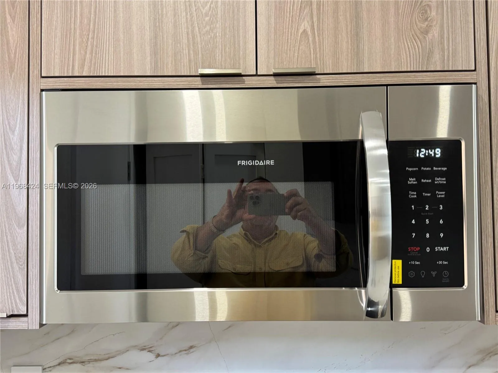 1900 W 54th St 219, Hialeah, Florida 33012, Hialeah, Florida 33012, 2 Bedrooms Bedrooms, ,2 BathroomsBathrooms,Residential Lease,For Rent,1900 W 54th St 219, Hialeah, Florida 33012,A11968424