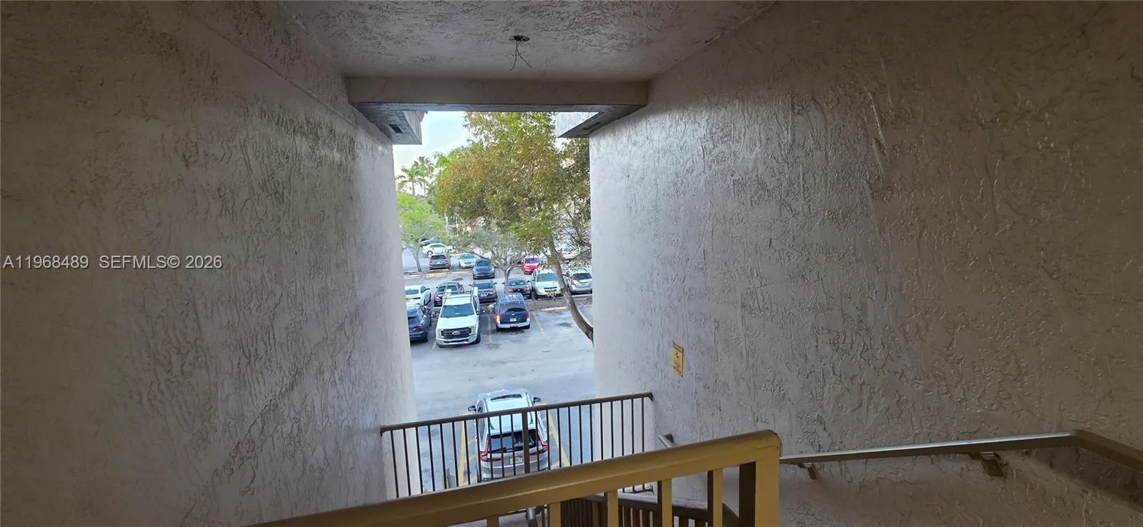 15201 Sw 80th St 309, Miami, Florida 33193, Miami, Florida 33193, 4 Bedrooms Bedrooms, ,2 BathroomsBathrooms,Residential Lease,For Rent,15201 Sw 80th St 309, Miami, Florida 33193,A11968489