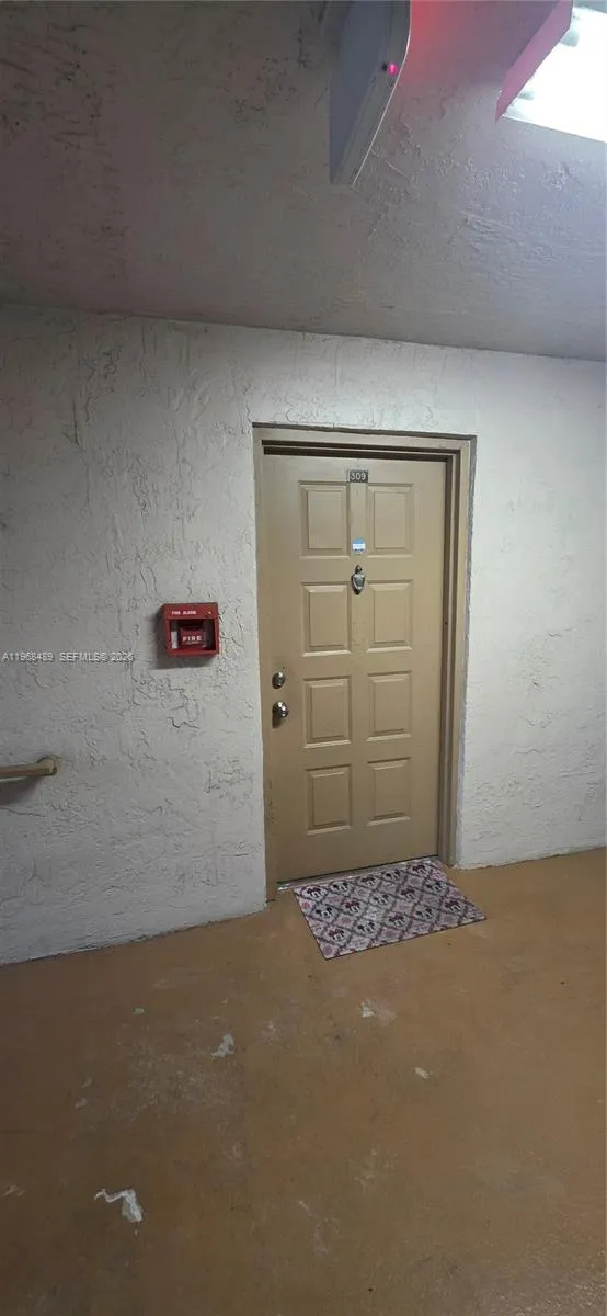 15201 Sw 80th St 309, Miami, Florida 33193, Miami, Florida 33193, 4 Bedrooms Bedrooms, ,2 BathroomsBathrooms,Residential Lease,For Rent,15201 Sw 80th St 309, Miami, Florida 33193,A11968489