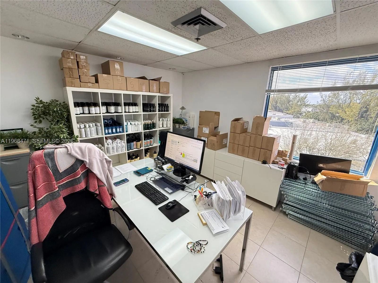 9600 Nw 25th St 5a, Doral, Florida 33172, Doral, Florida 33172, ,Commercial Lease,For Rent,9600 Nw 25th St 5a, Doral, Florida 33172,A11968471 9600 Nw 25th St 5a, Doral, Florida 33172, Doral, Florida 33172, ,Commercial Lease,For Rent,9600 Nw 25th St 5a, Doral, Florida 33172,A11968471