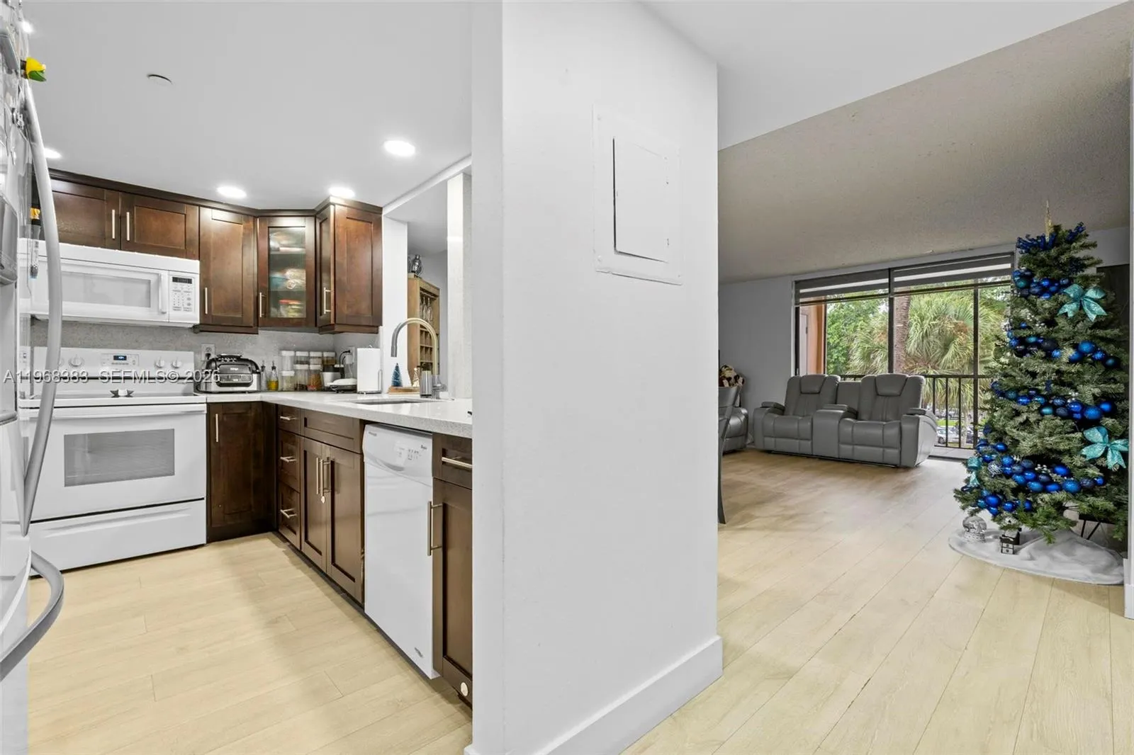 8700 Sw 133rd Ave Rd 321, Miami, Florida 33183, Miami, Florida 33183, 2 Bedrooms Bedrooms, ,2 BathroomsBathrooms,Residential Lease,For Rent,8700 Sw 133rd Ave Rd 321, Miami, Florida 33183,A11968383