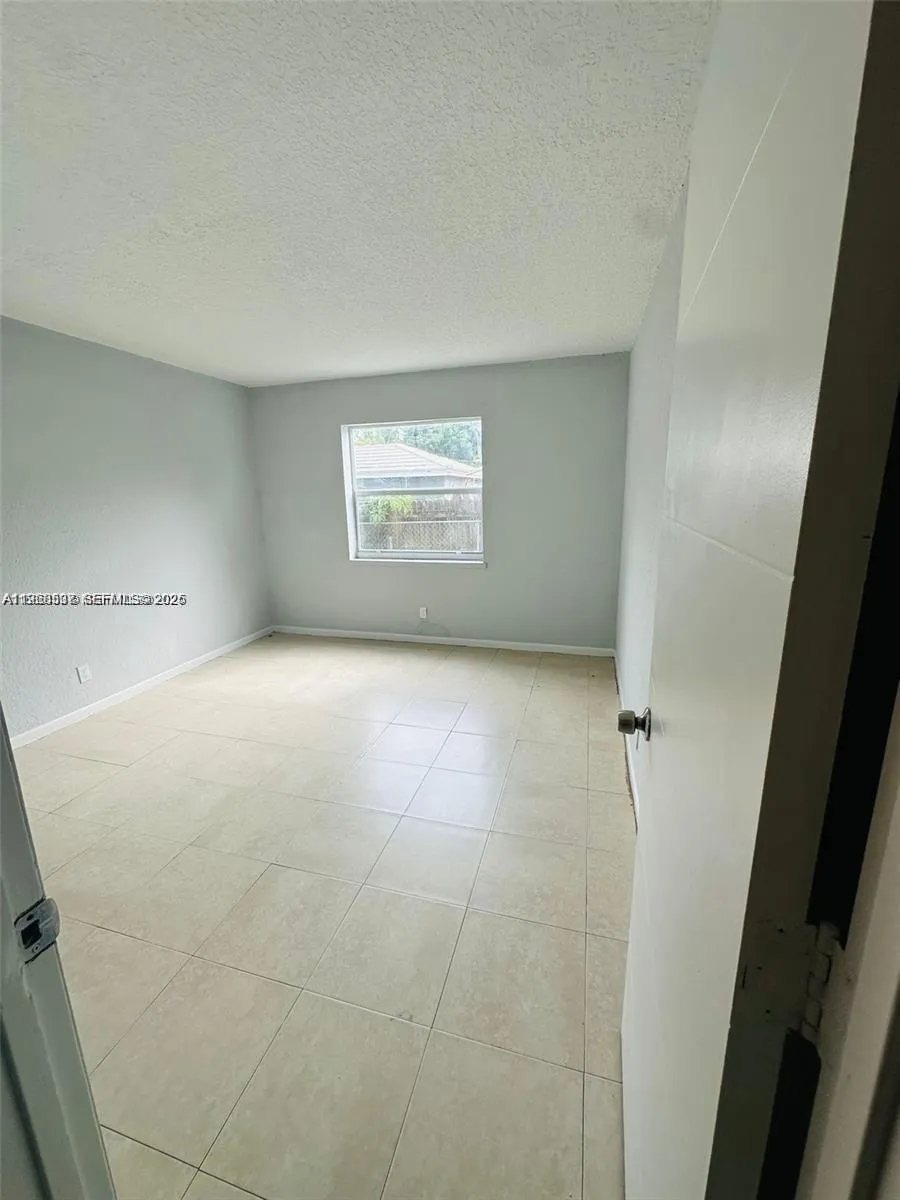 5 Ne 16th Ct, Fort Lauderdale, Florida 33305, Fort Lauderdale, Florida 33305, ,Residential Income,For Sale,5 Ne 16th Ct, Fort Lauderdale, Florida 33305,A11968537