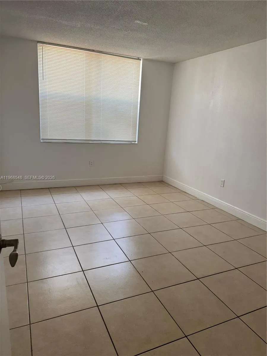 1800 Sans Souci Blvd 112, North Miami, Florida 331, North Miami, Florida 33181, 1 Bedroom Bedrooms, ,1 BathroomBathrooms,Residential Lease,For Rent,1800 Sans Souci Blvd 112, North Miami, Florida 331,A11968548