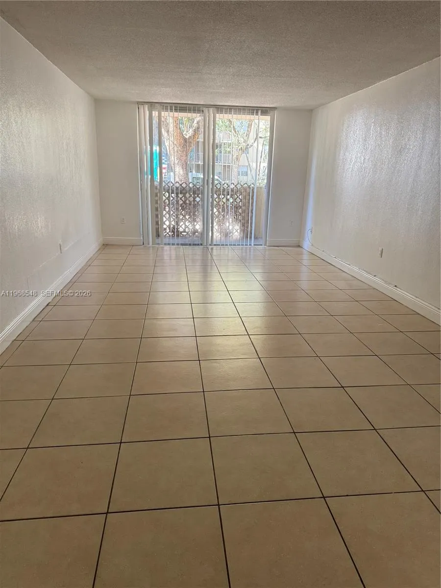 1800 Sans Souci Blvd 112, North Miami, Florida 331, North Miami, Florida 33181, 1 Bedroom Bedrooms, ,1 BathroomBathrooms,Residential Lease,For Rent,1800 Sans Souci Blvd 112, North Miami, Florida 331,A11968548