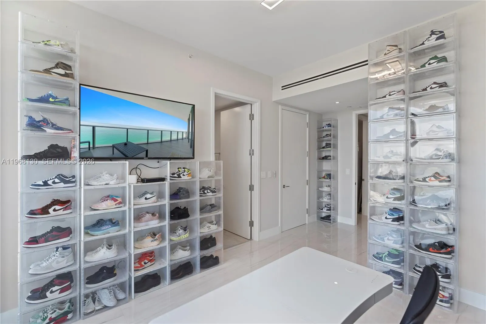 15701 Collins Ave 4003, Sunny Isles Beach, Florida, Sunny Isles Beach, Florida 33160, 2 Bedrooms Bedrooms, ,2 BathroomsBathrooms,Residential Lease,For Rent,15701 Collins Ave 4003, Sunny Isles Beach, Florida,A11968130