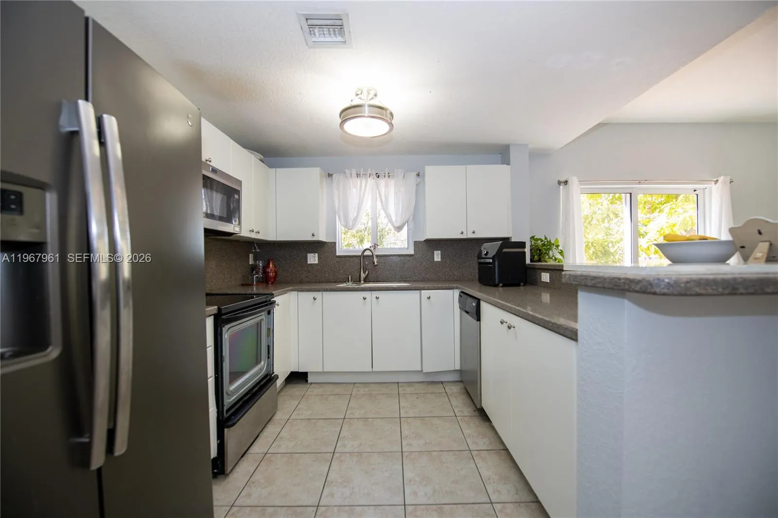 5945 Sw 99th Ter, Cooper City, Florida 33328, Cooper City, Florida 33328, 3 Bedrooms Bedrooms, ,2 BathroomsBathrooms,Residential,For Sale,5945 Sw 99th Ter, Cooper City, Florida 33328,A11967961