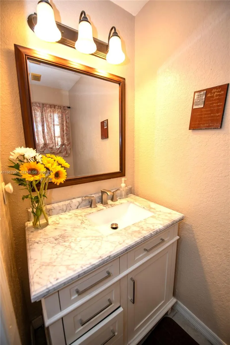 5945 Sw 99th Ter, Cooper City, Florida 33328, Cooper City, Florida 33328, 3 Bedrooms Bedrooms, ,2 BathroomsBathrooms,Residential,For Sale,5945 Sw 99th Ter, Cooper City, Florida 33328,A11967961
