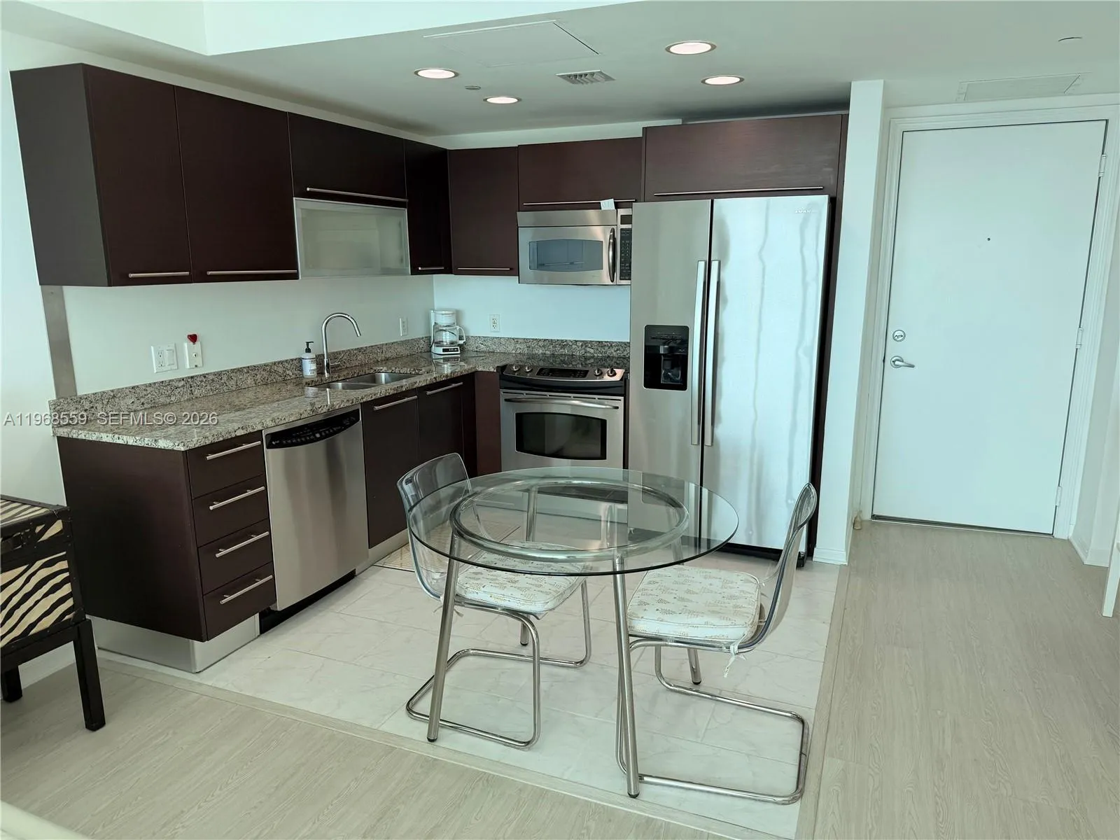 951 Brickell Ave 3108, Miami, Florida 33131, Miami, Florida 33131, 1 Bedroom Bedrooms, ,1 BathroomBathrooms,Residential Lease,For Rent,951 Brickell Ave 3108, Miami, Florida 33131,A11968559