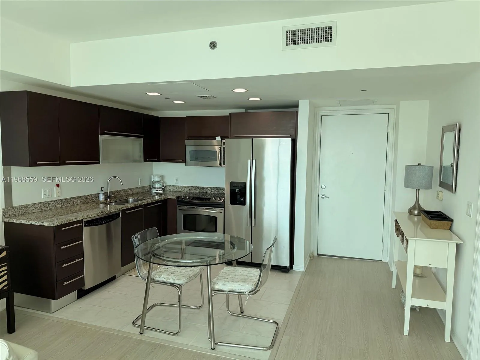 951 Brickell Ave 3108, Miami, Florida 33131, Miami, Florida 33131, 1 Bedroom Bedrooms, ,1 BathroomBathrooms,Residential Lease,For Rent,951 Brickell Ave 3108, Miami, Florida 33131,A11968559