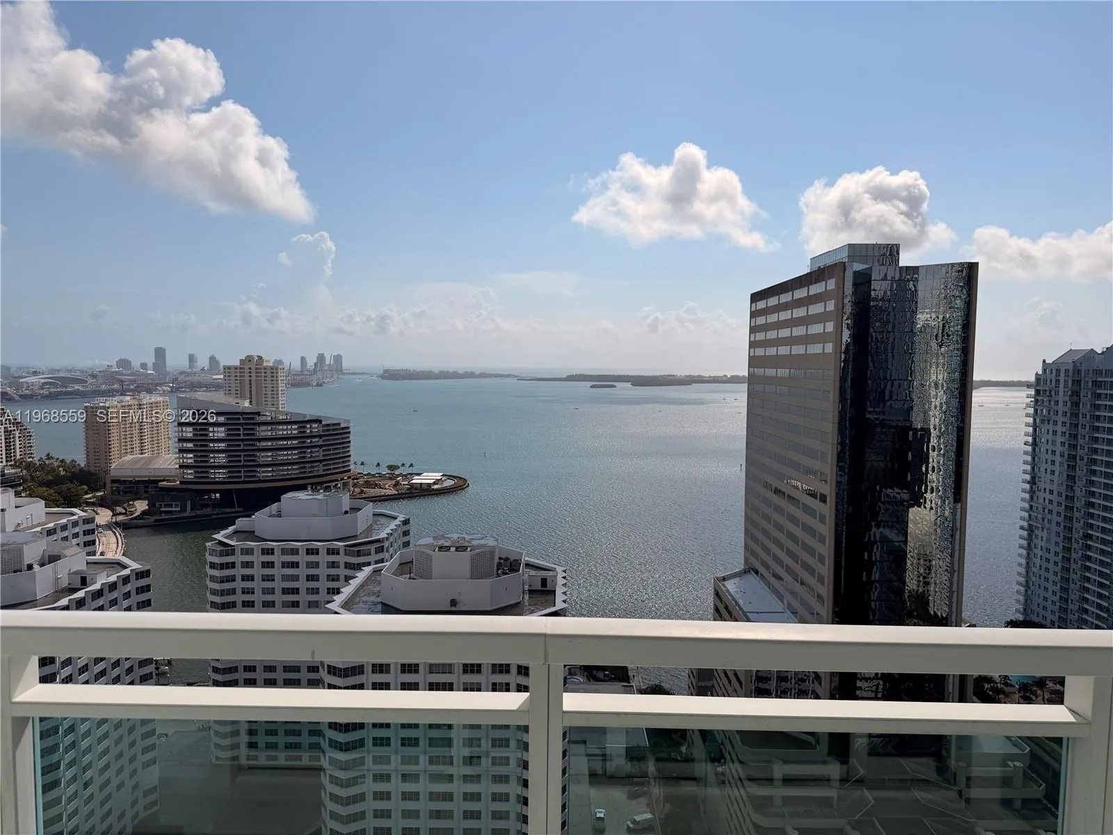 951 Brickell Ave 3108, Miami, Florida 33131, Miami, Florida 33131, 1 Bedroom Bedrooms, ,1 BathroomBathrooms,Residential Lease,For Rent,951 Brickell Ave 3108, Miami, Florida 33131,A11968559