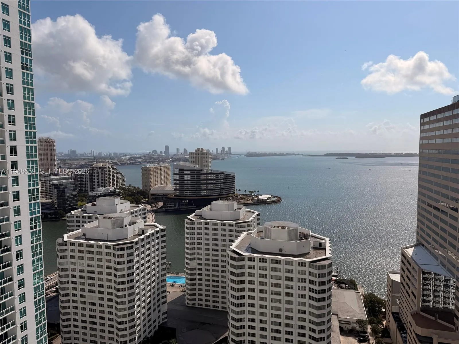 951 Brickell Ave 3108, Miami, Florida 33131, Miami, Florida 33131, 1 Bedroom Bedrooms, ,1 BathroomBathrooms,Residential Lease,For Rent,951 Brickell Ave 3108, Miami, Florida 33131,A11968559