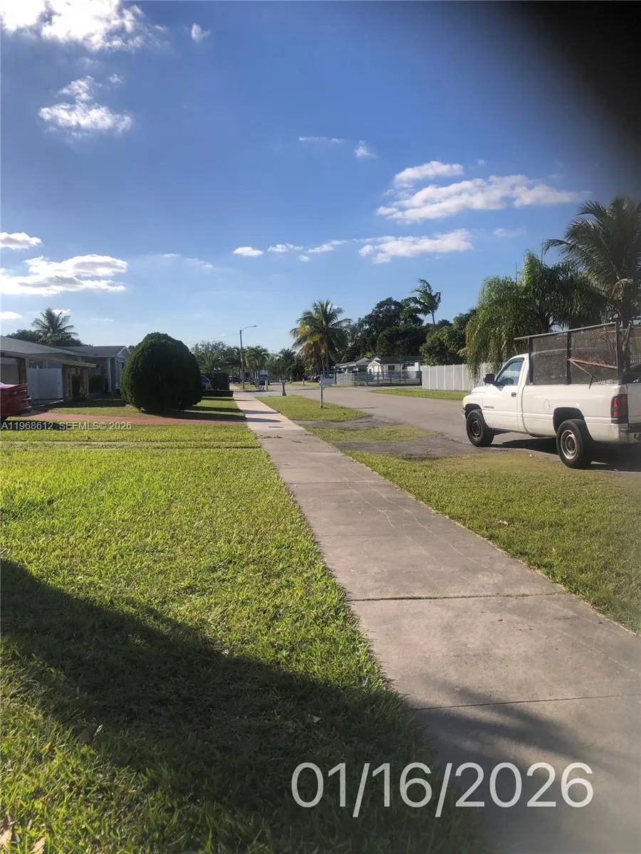 11952 Sw 176th Ter, Miami, Florida 33177, Miami, Florida 33177, 3 Bedrooms Bedrooms, ,1 BathroomBathrooms,Residential,For Sale,11952 Sw 176th Ter, Miami, Florida 33177,A11968612
