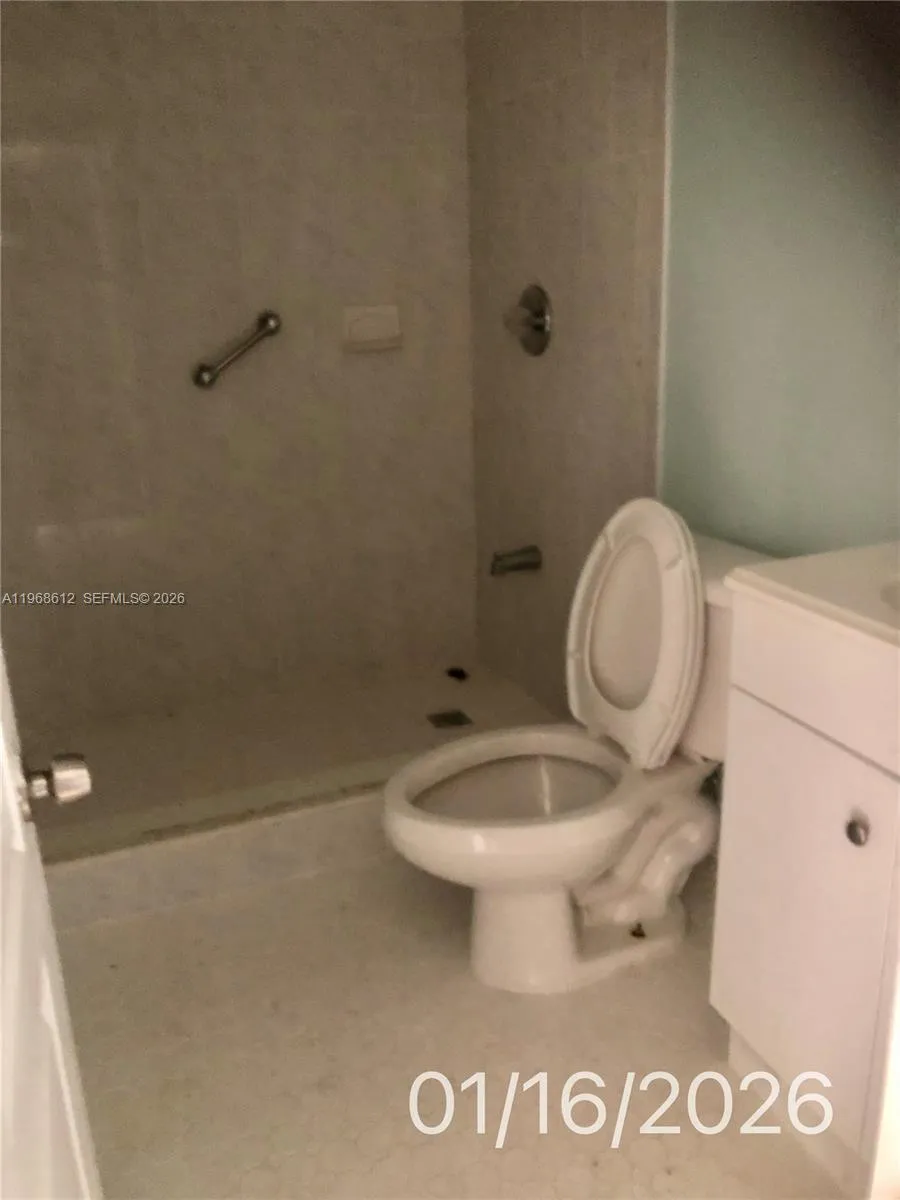 11952 Sw 176th Ter, Miami, Florida 33177, Miami, Florida 33177, 3 Bedrooms Bedrooms, ,1 BathroomBathrooms,Residential,For Sale,11952 Sw 176th Ter, Miami, Florida 33177,A11968612