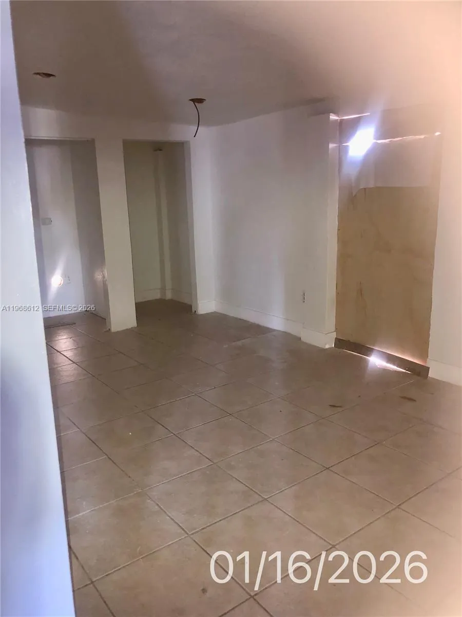 11952 Sw 176th Ter, Miami, Florida 33177, Miami, Florida 33177, 3 Bedrooms Bedrooms, ,1 BathroomBathrooms,Residential,For Sale,11952 Sw 176th Ter, Miami, Florida 33177,A11968612