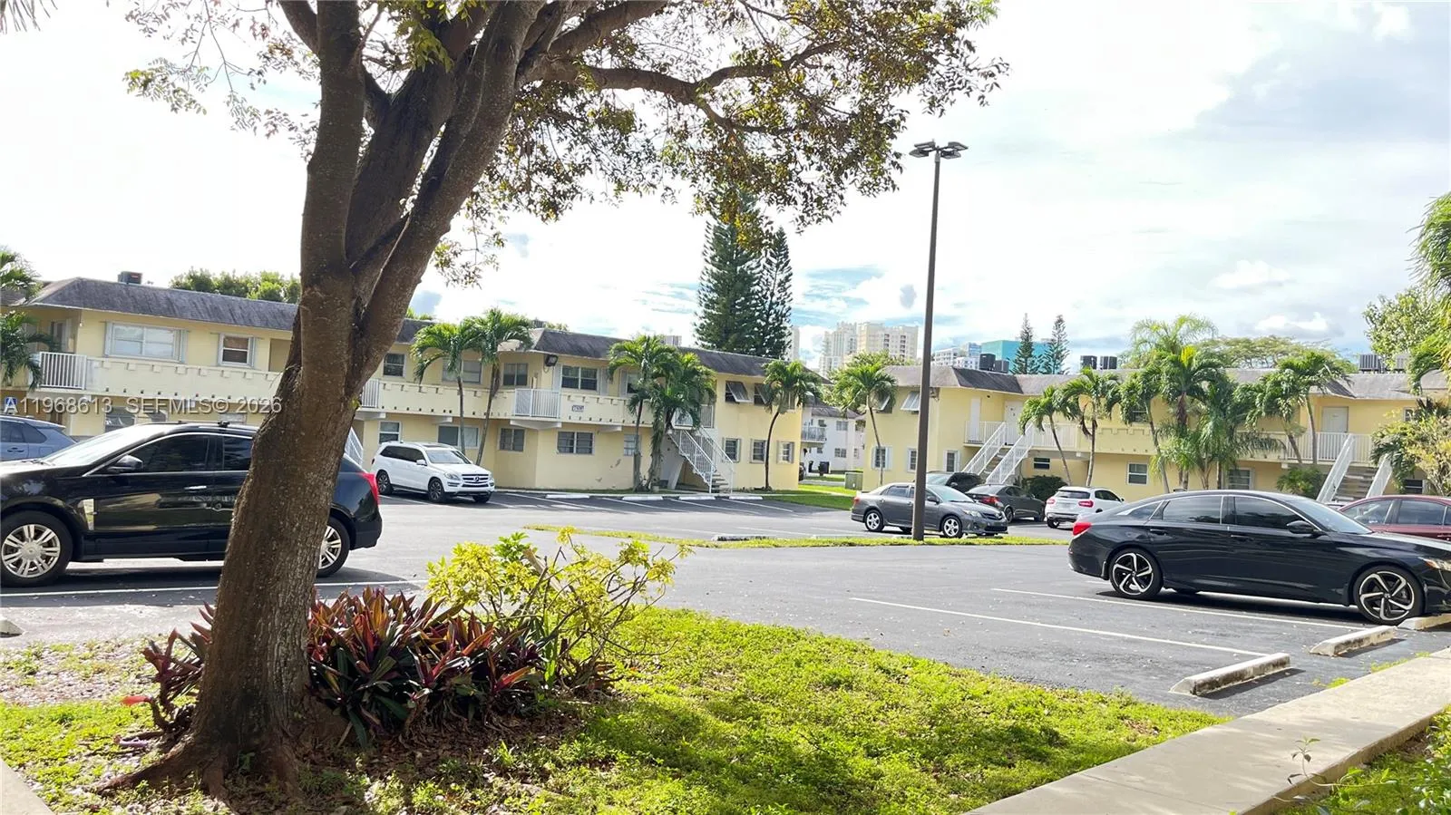 7304 Sw 82nd St A105, Miami, Florida 33143, Miami, Florida 33143, 1 Bedroom Bedrooms, ,1 BathroomBathrooms,Residential Lease,For Rent,7304 Sw 82nd St A105, Miami, Florida 33143,A11968613