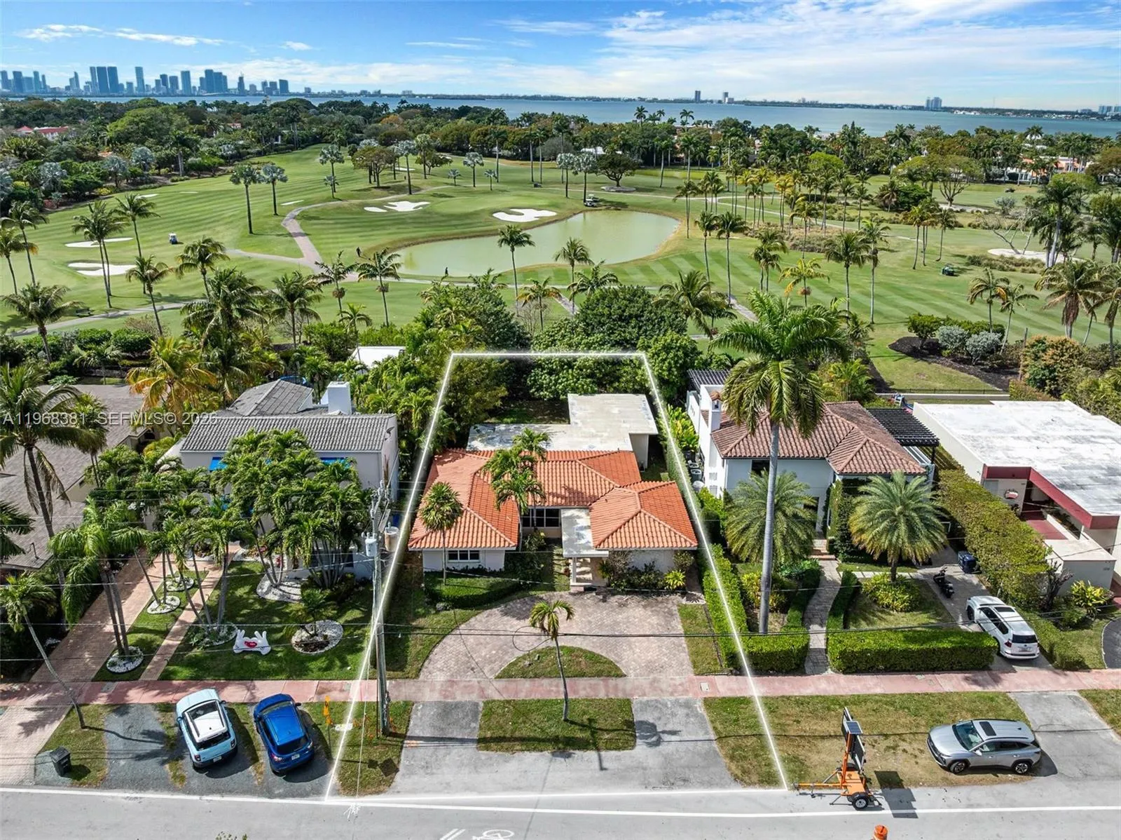 5220 La Gorce Dr, Miami Beach, Florida 33140, Miami Beach, Florida 33140, 3 Bedrooms Bedrooms, ,2 BathroomsBathrooms,Residential,For Sale,5220 La Gorce Dr, Miami Beach, Florida 33140,A11968381