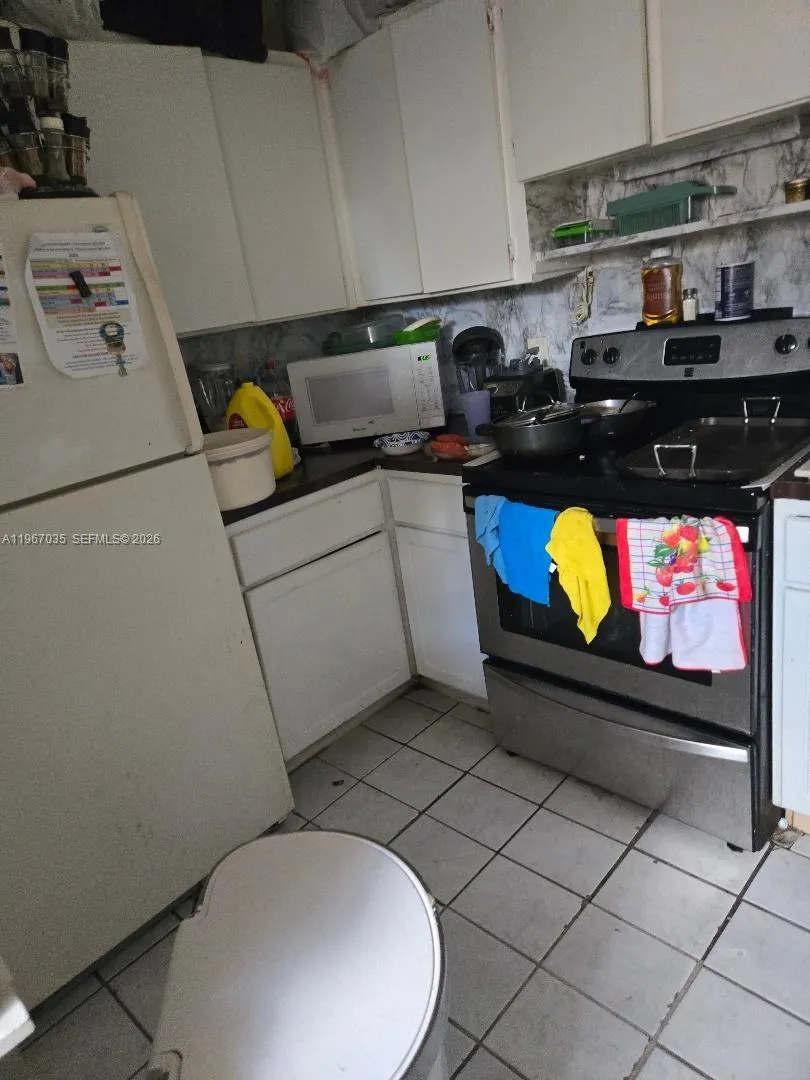 2100 Nw 4th St, Pompano Beach, Florida 33069, Pompano Beach, Florida 33069, ,Residential Income,For Sale,2100 Nw 4th St, Pompano Beach, Florida 33069,A11967035
