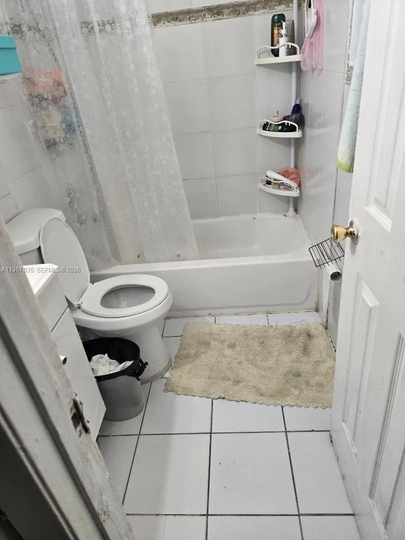 2100 Nw 4th St, Pompano Beach, Florida 33069, Pompano Beach, Florida 33069, ,Residential Income,For Sale,2100 Nw 4th St, Pompano Beach, Florida 33069,A11967035