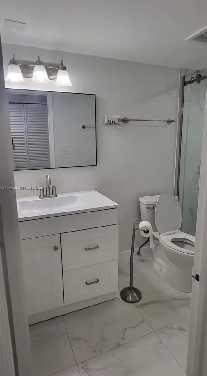 5425 Sw 77th Ct 102d, Miami, Florida 33155, Miami, Florida 33155, 2 Bedrooms Bedrooms, ,1 BathroomBathrooms,Residential,For Sale,5425 Sw 77th Ct 102d, Miami, Florida 33155,A11968608