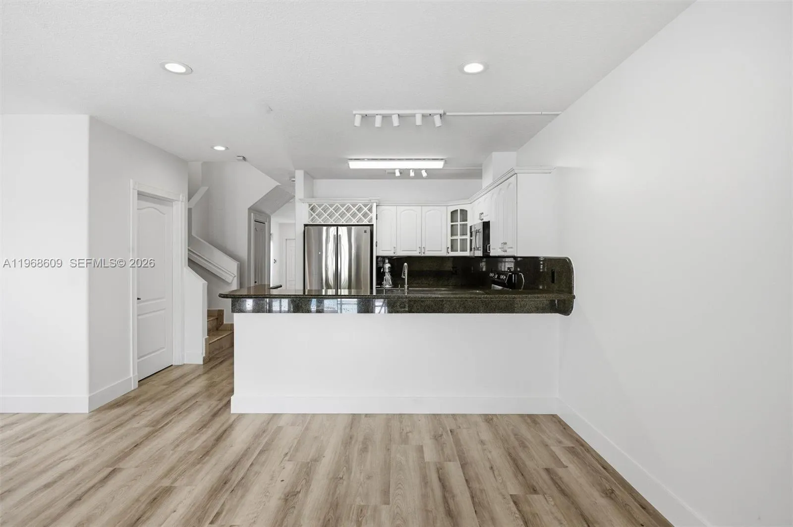 3047 Day Ave 1, Miami, Florida 33133, Miami, Florida 33133, 3 Bedrooms Bedrooms, ,2 BathroomsBathrooms,Residential Lease,For Rent,3047 Day Ave 1, Miami, Florida 33133,A11968609