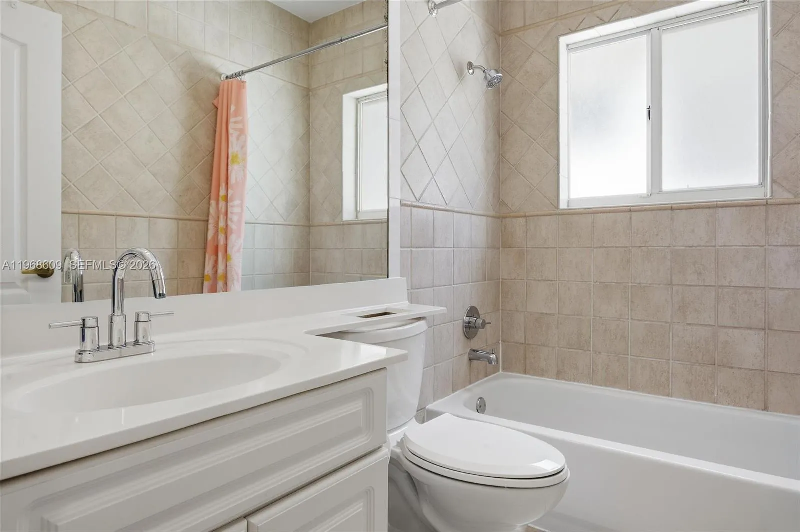 3047 Day Ave 1, Miami, Florida 33133, Miami, Florida 33133, 3 Bedrooms Bedrooms, ,2 BathroomsBathrooms,Residential Lease,For Rent,3047 Day Ave 1, Miami, Florida 33133,A11968609