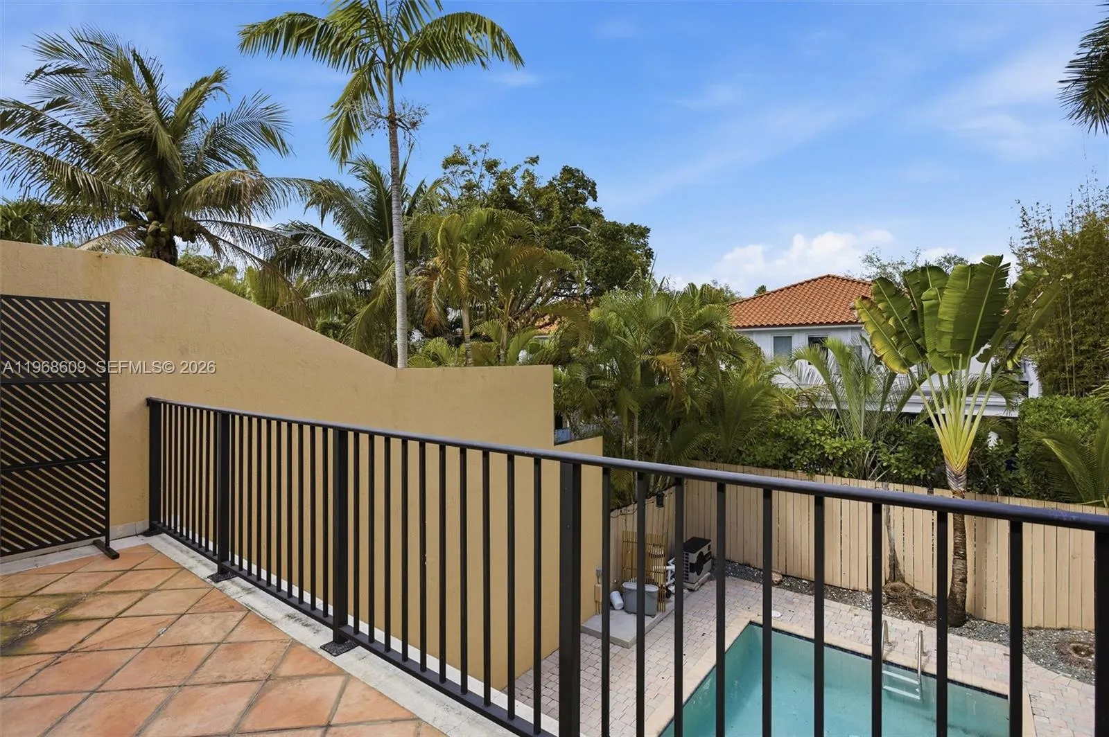 3047 Day Ave 1, Miami, Florida 33133, Miami, Florida 33133, 3 Bedrooms Bedrooms, ,2 BathroomsBathrooms,Residential Lease,For Rent,3047 Day Ave 1, Miami, Florida 33133,A11968609