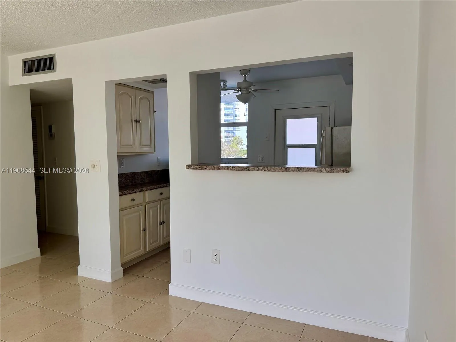 2855 Leonard Dr H202, Aventura, Florida 33160, Aventura, Florida 33160, 1 Bedroom Bedrooms, ,1 BathroomBathrooms,Residential Lease,For Rent,2855 Leonard Dr H202, Aventura, Florida 33160,A11968544