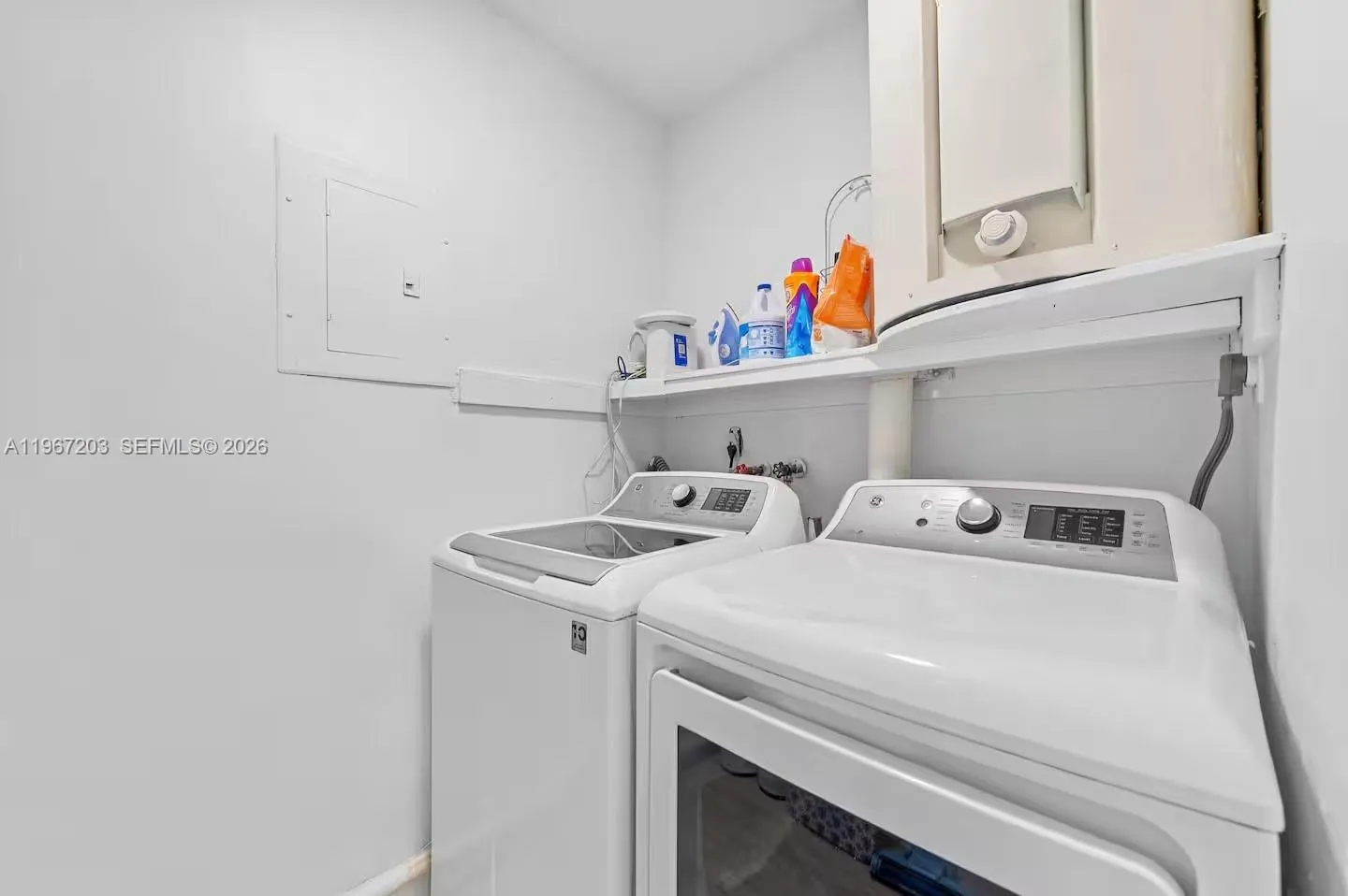 1469 Nw 10th St, Dania Beach, Florida 33004, Dania Beach, Florida 33004, ,Residential Income,For Sale,1469 Nw 10th St, Dania Beach, Florida 33004,A11967203