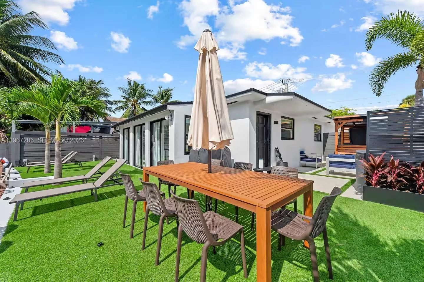 1469 Nw 10th St, Dania Beach, Florida 33004, Dania Beach, Florida 33004, ,Residential Income,For Sale,1469 Nw 10th St, Dania Beach, Florida 33004,A11967203