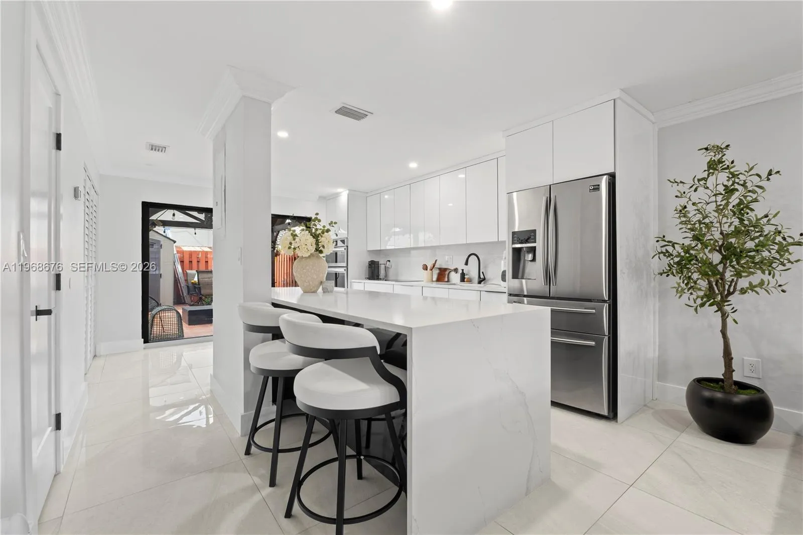 10908 Nw 7th St 403, Miami, Florida 33172, Miami, Florida 33172, 2 Bedrooms Bedrooms, ,2 BathroomsBathrooms,Residential,For Sale,10908 Nw 7th St 403, Miami, Florida 33172,A11968676