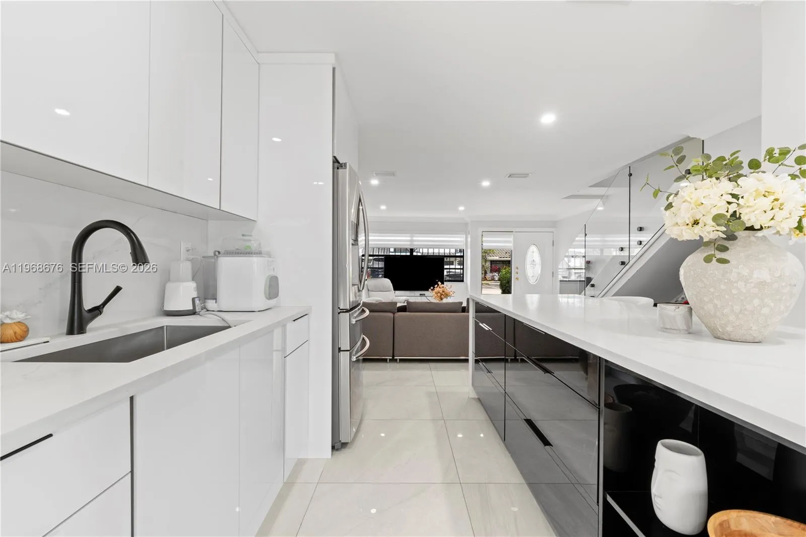 10908 Nw 7th St 403, Miami, Florida 33172, Miami, Florida 33172, 2 Bedrooms Bedrooms, ,2 BathroomsBathrooms,Residential,For Sale,10908 Nw 7th St 403, Miami, Florida 33172,A11968676