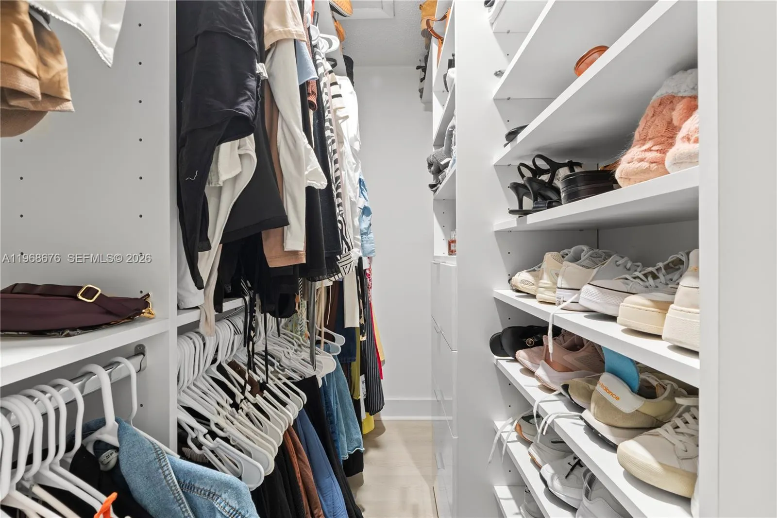 10908 Nw 7th St 403, Miami, Florida 33172, Miami, Florida 33172, 2 Bedrooms Bedrooms, ,2 BathroomsBathrooms,Residential,For Sale,10908 Nw 7th St 403, Miami, Florida 33172,A11968676